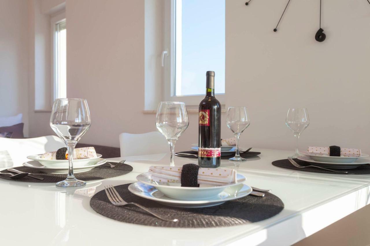 Apartment Frane Makarska Bagian luar foto