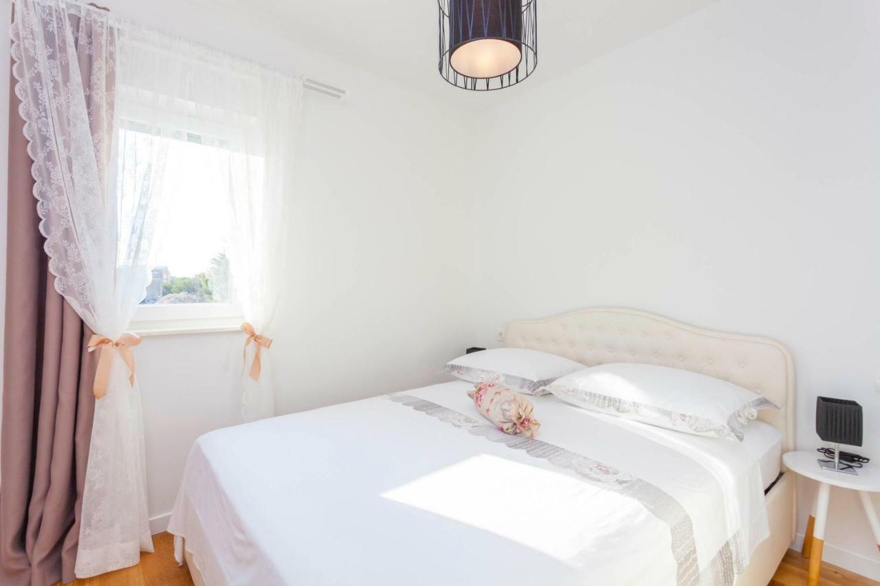 Apartment Frane Makarska Bagian luar foto